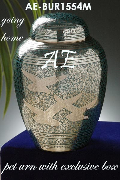 Manufacturers Exporters and Wholesale Suppliers of Going Home Brass Pet Urn (Birds In Flight Brass Pet Urn) Mumbai, Maharashtra